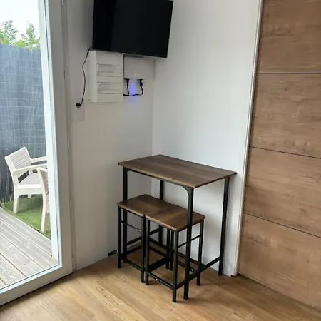 Avec Piscine Partagee Apartment