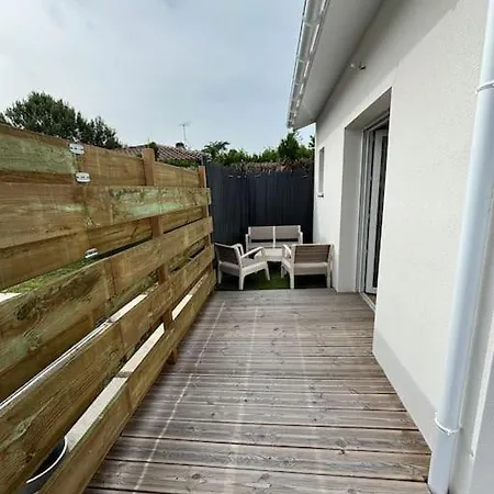 Avec Piscine Partagee Apartment Saint-Vincent-de-Tyrosse