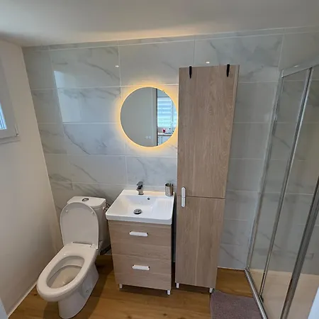 Avec Piscine Partagee *