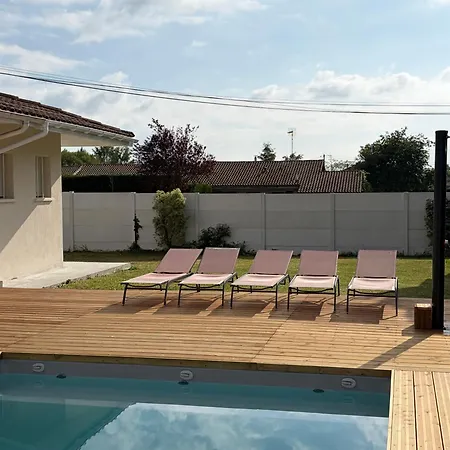Avec Piscine Partagee Apartamento *